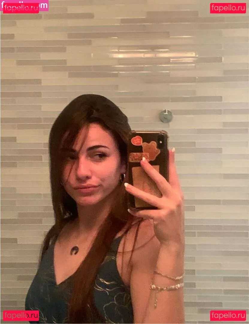 luvtovah Onlyfans Photo Gallery 