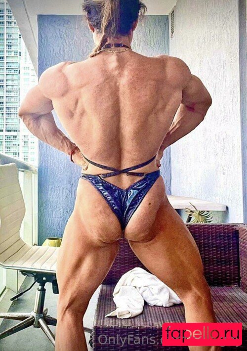 Cris Gelmi Nude Onlyfans Photo 13