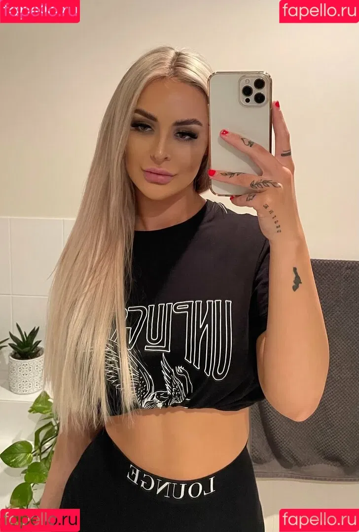 miss.zell Onlyfans Photo Gallery 