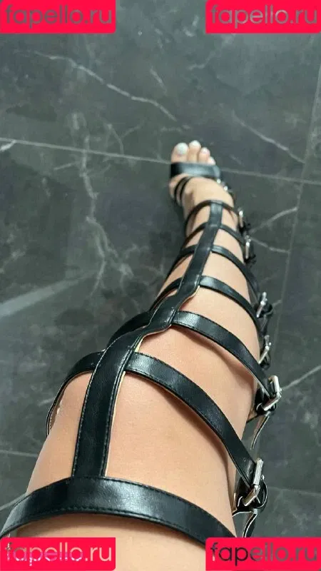 Anita Flexi Onlyfans Photo Gallery 