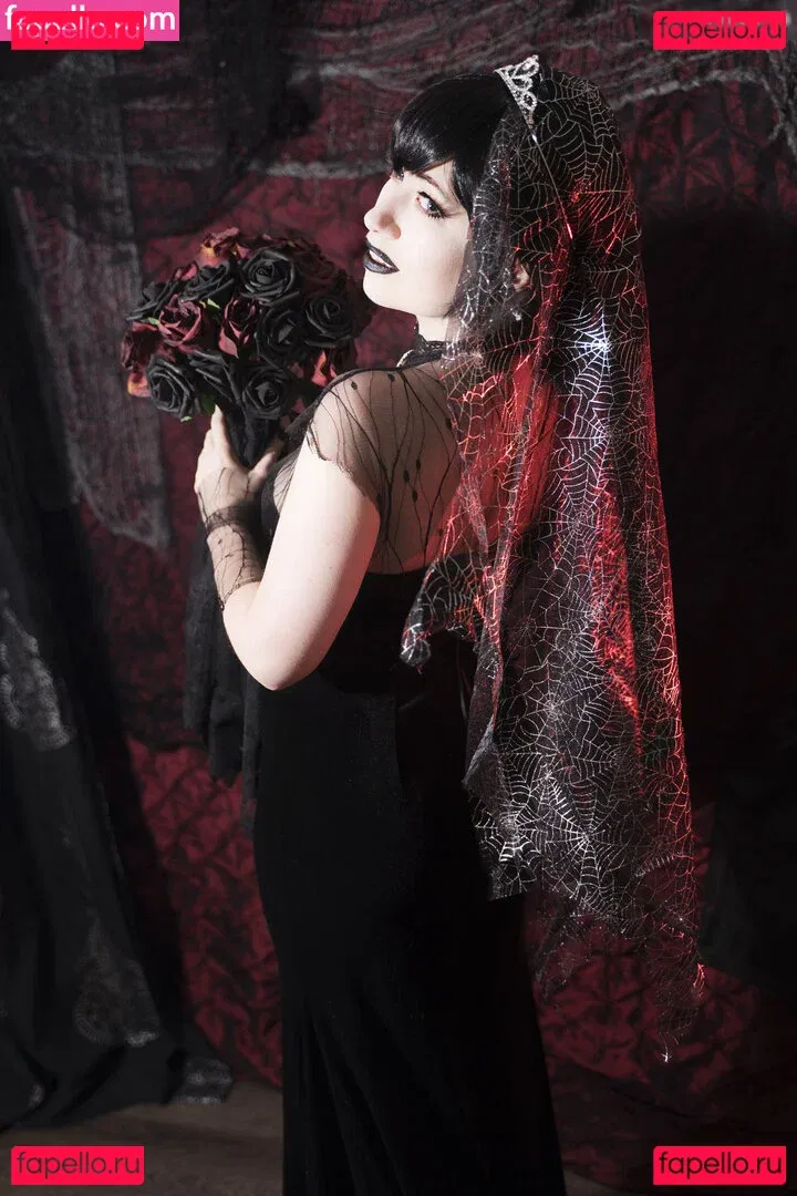 Usatame Onlyfans Photo Gallery 