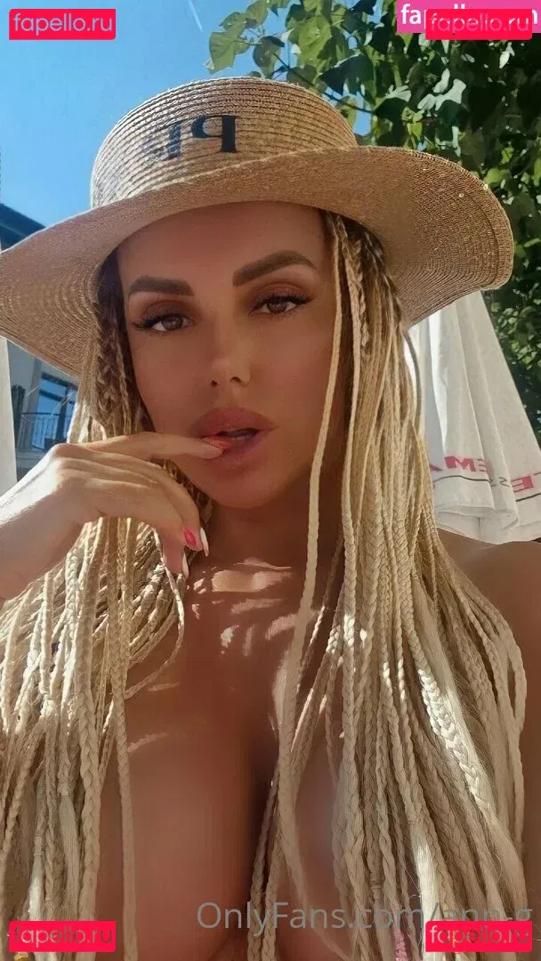 Ann-G Onlyfans Photo Gallery 