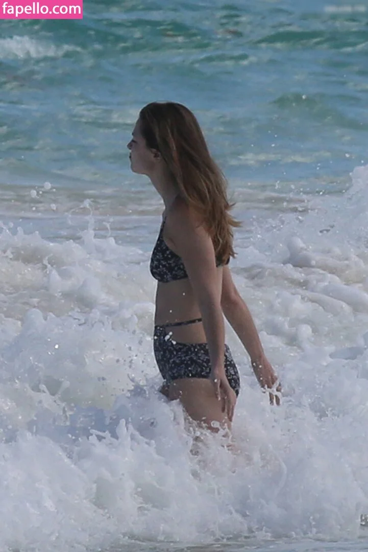 Melissa Benoist Onlyfans Photo Gallery 