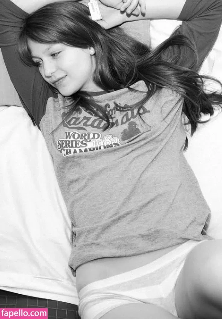 Melissa Benoist Onlyfans Photo Gallery 