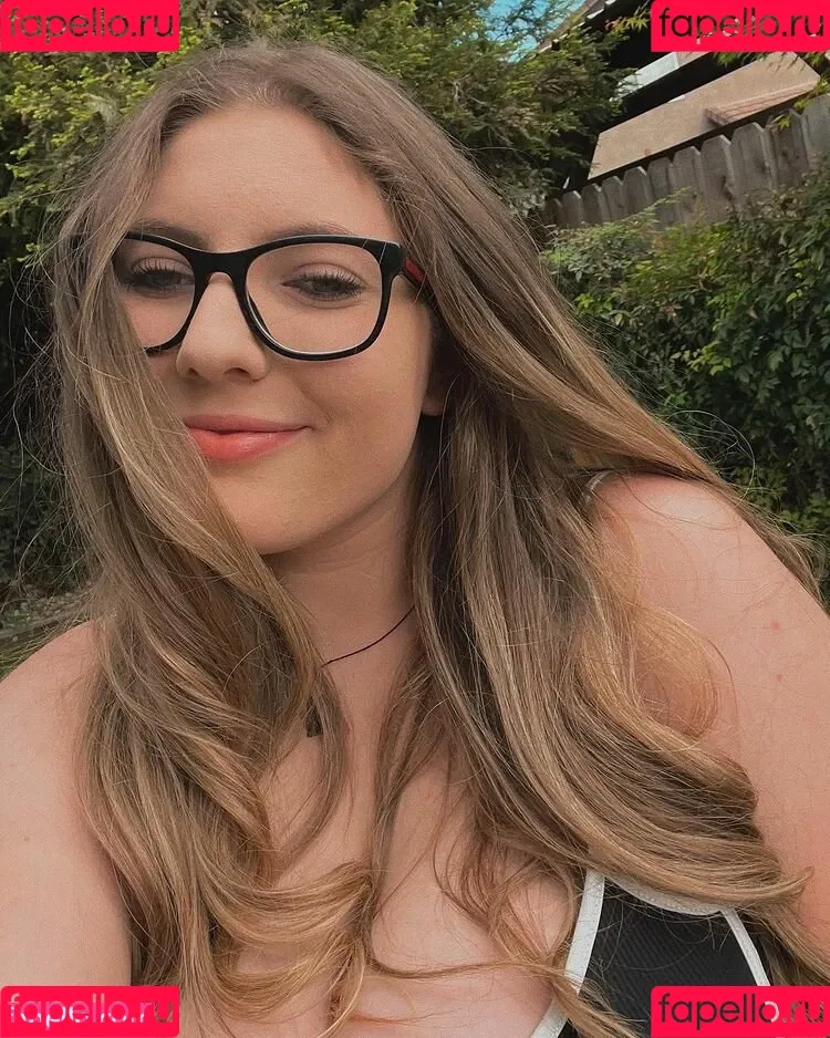 Tess Ferral Onlyfans Photo Gallery 