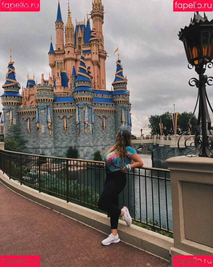 Tess Ferral Onlyfans Photo Gallery 