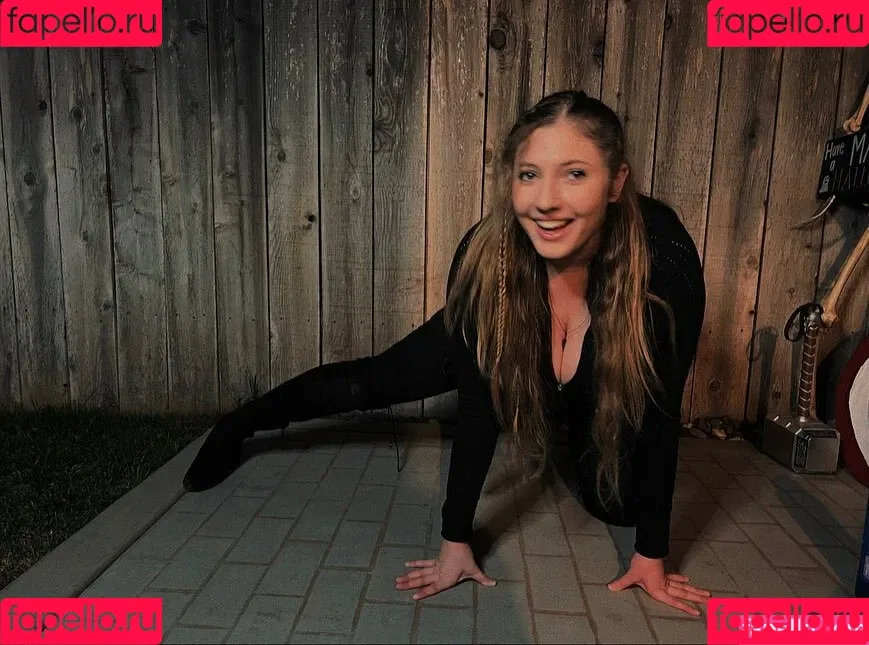 Tess Ferral Onlyfans Photo Gallery 