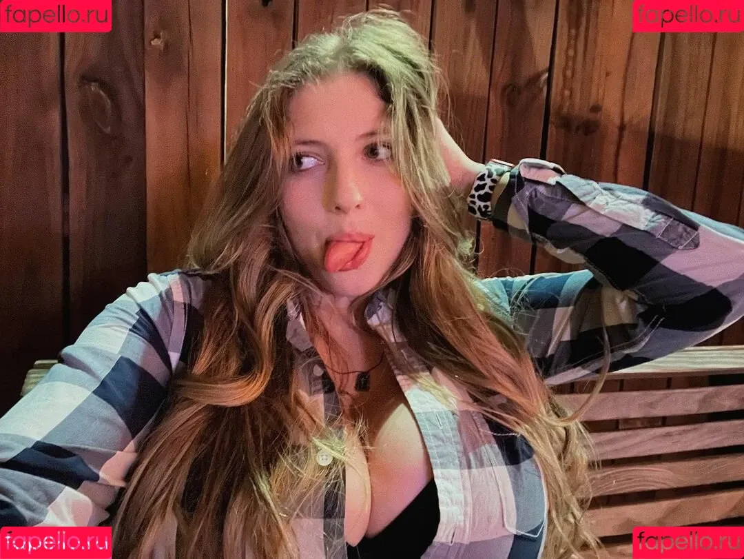 Tess Ferral Onlyfans Photo Gallery 