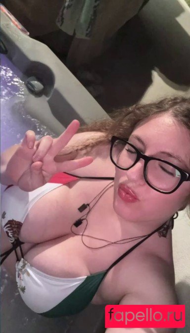 Tess Ferral Nude Onlyfans Photo 7