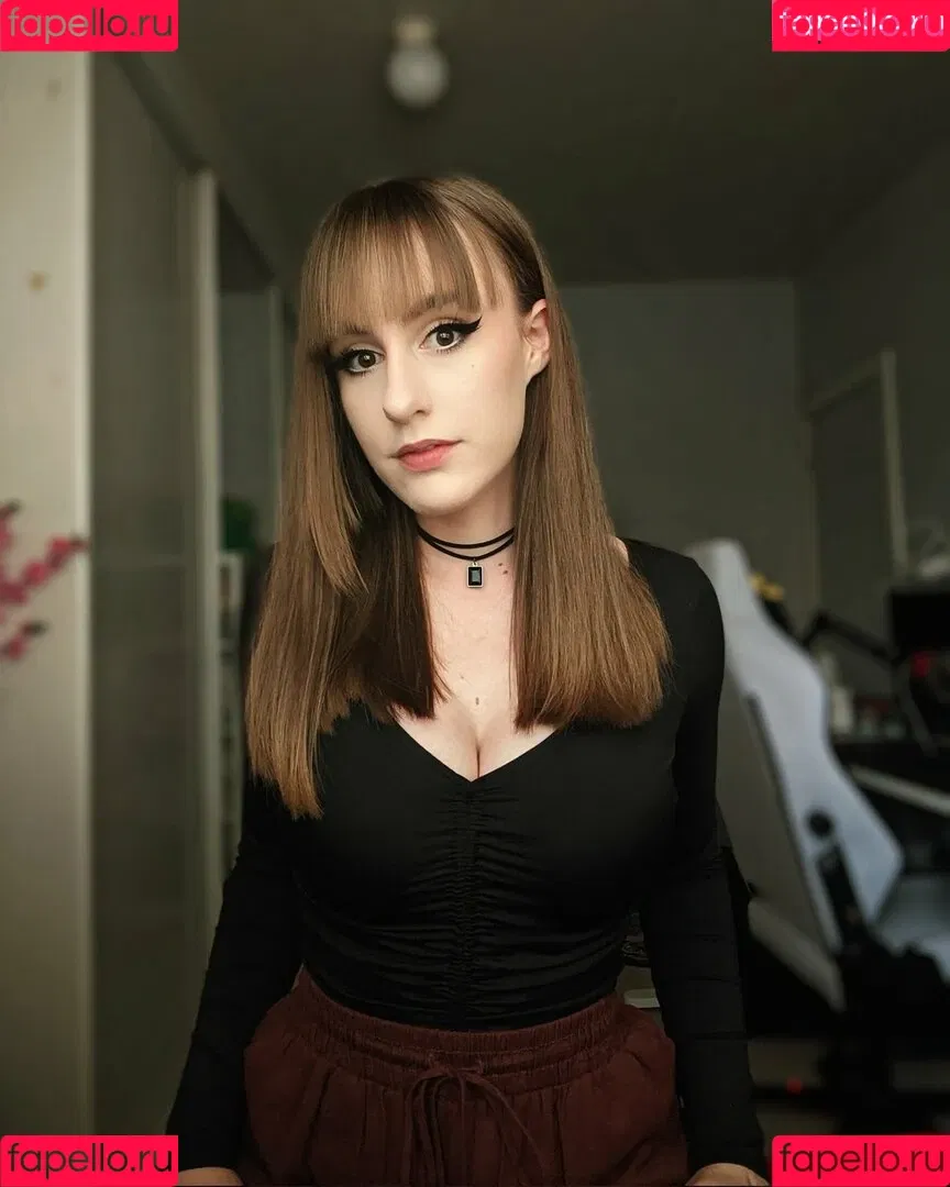 RaeRaeSenpai Onlyfans Photo Gallery 