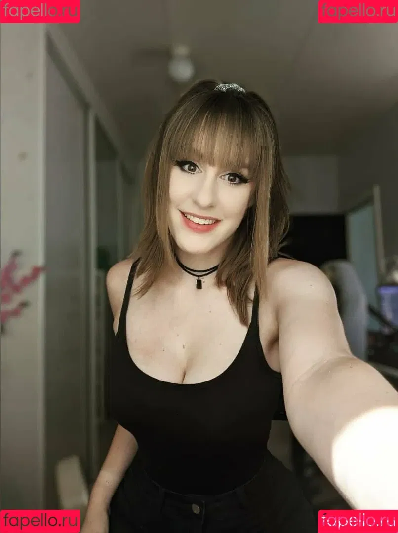 RaeRaeSenpai Onlyfans Photo Gallery 