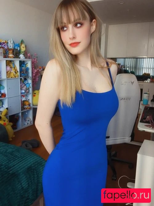 RaeRaeSenpai Nude Onlyfans Photo 9
