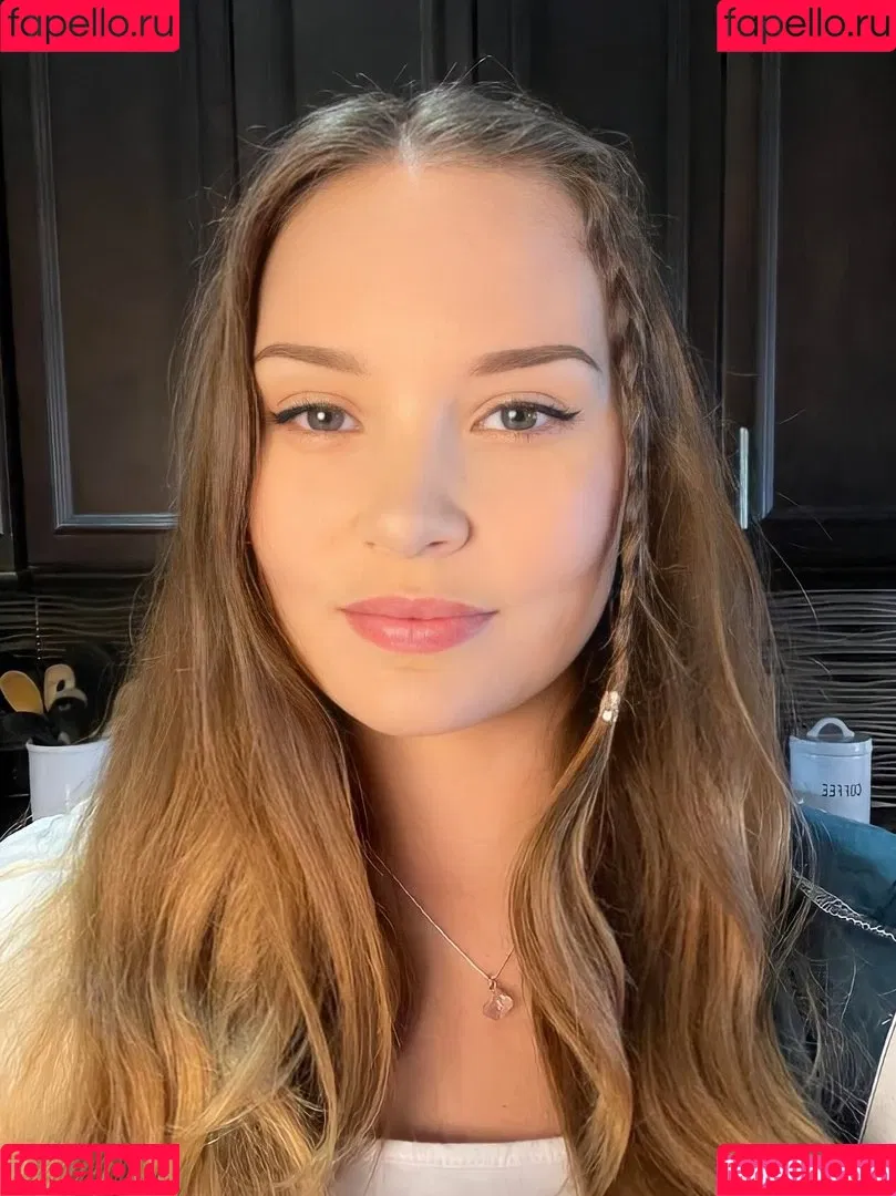 ASMR Darling Onlyfans Photo Gallery 