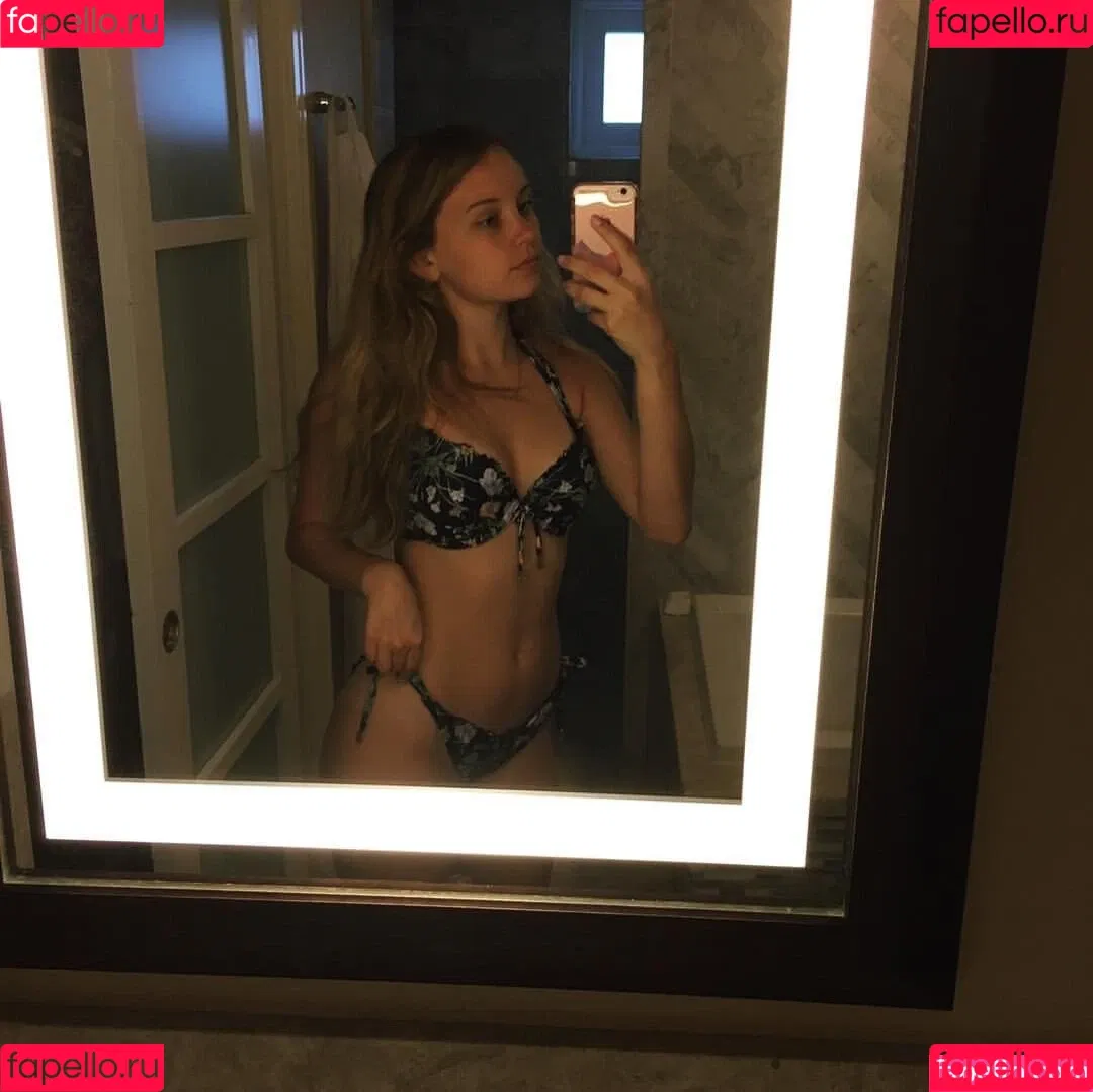 ASMR Darling Onlyfans Photo Gallery 