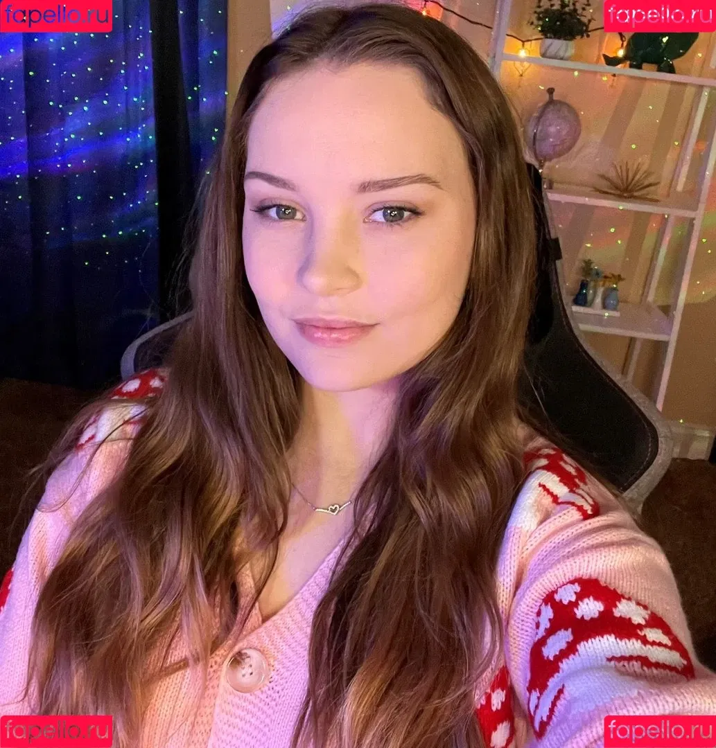 ASMR Darling Onlyfans Photo Gallery 