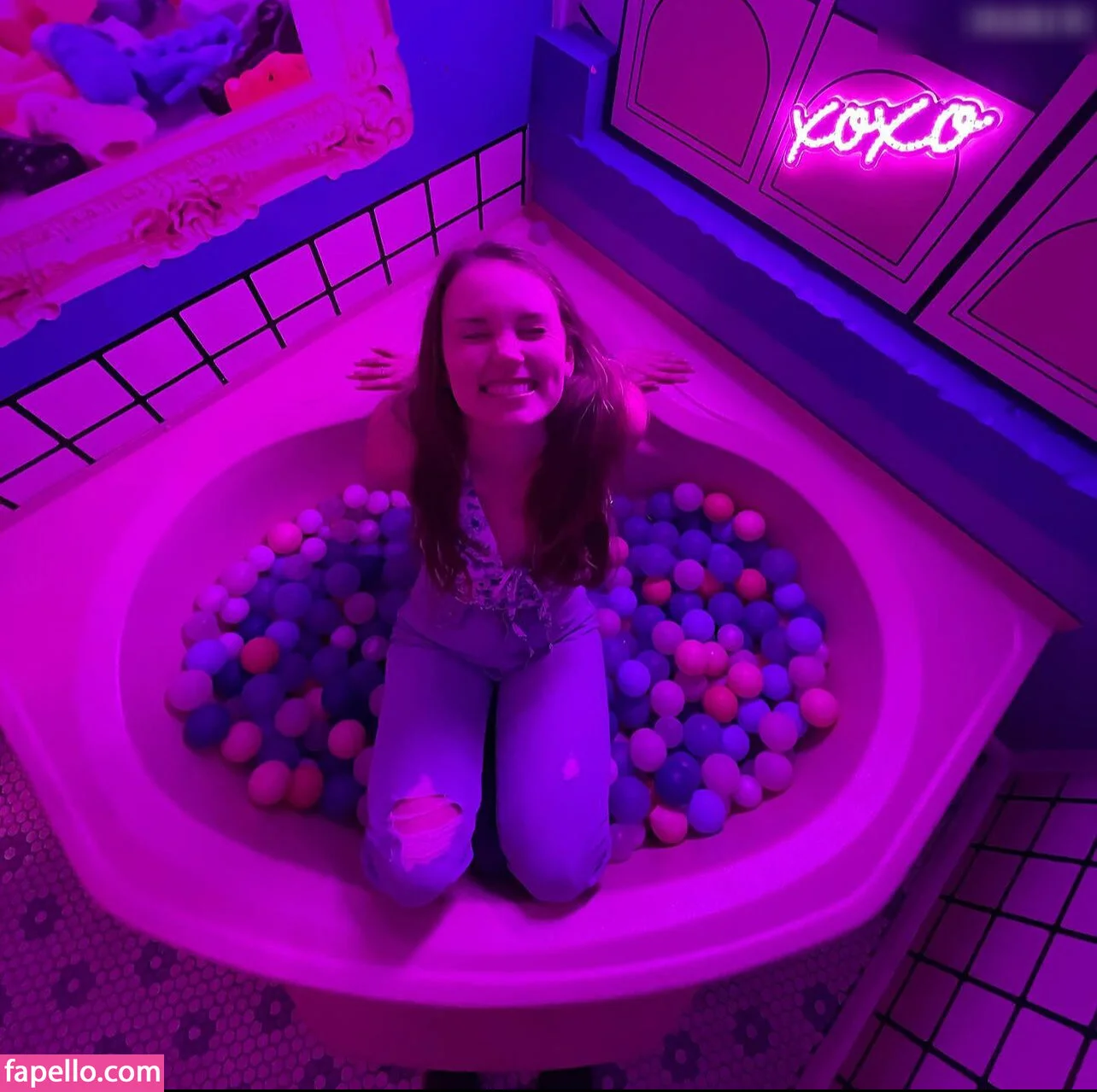 ASMR Darling Onlyfans Photo Gallery 