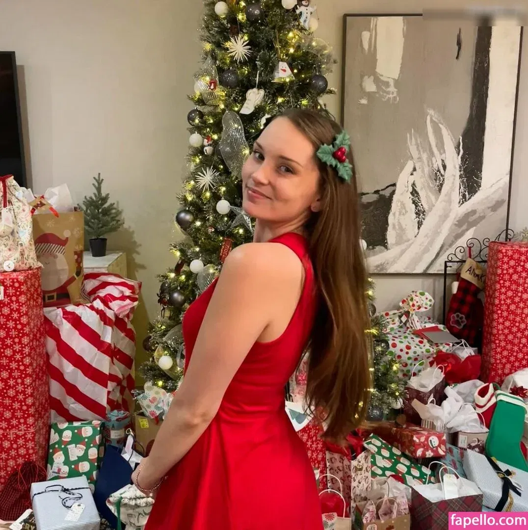 ASMR Darling Onlyfans Photo Gallery 