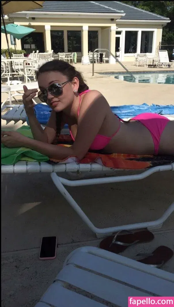 ASMR Darling Onlyfans Photo Gallery 