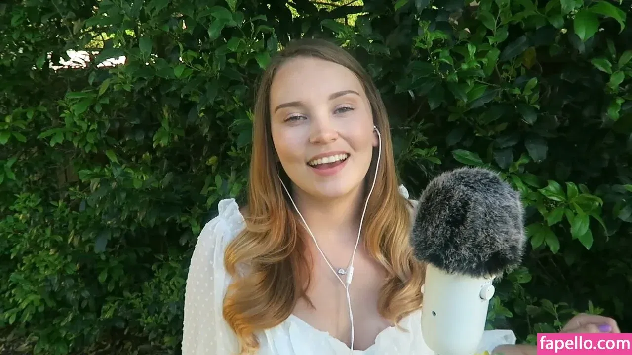 ASMR Darling Onlyfans Photo Gallery 