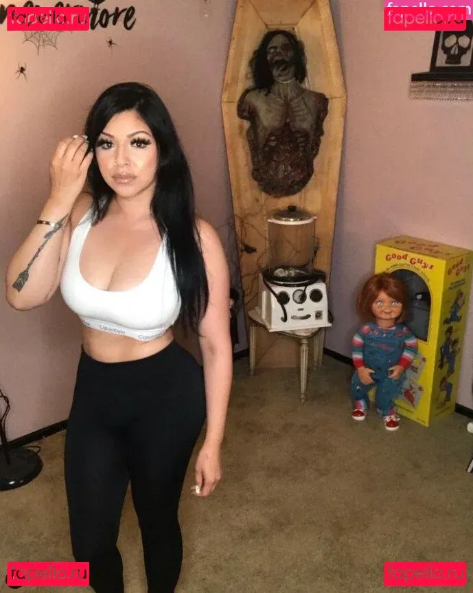 Champagne Chronicles Onlyfans Photo Gallery 