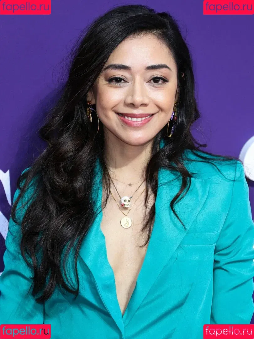Aimee Garcia Onlyfans Photo Gallery 