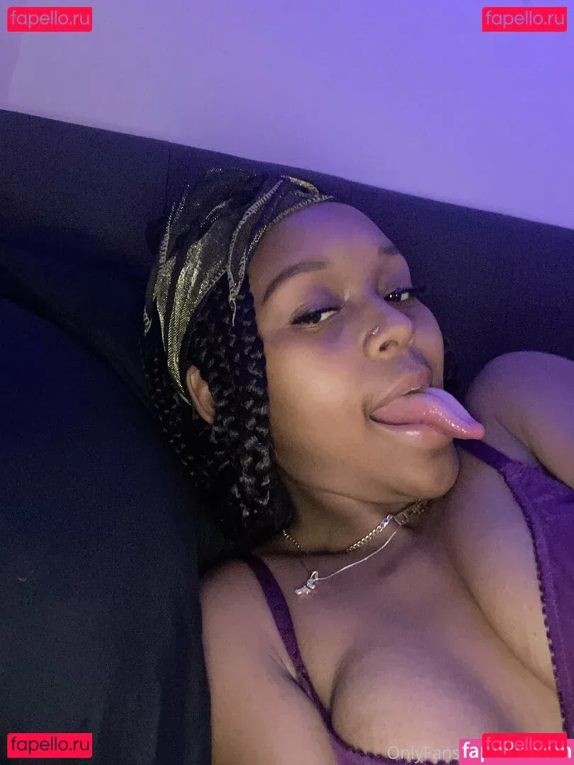 nsaneee Onlyfans Photo Gallery 