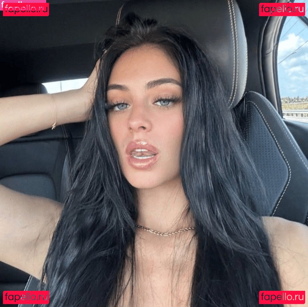Camilla Arauj Nude Onlyfans Photo 22