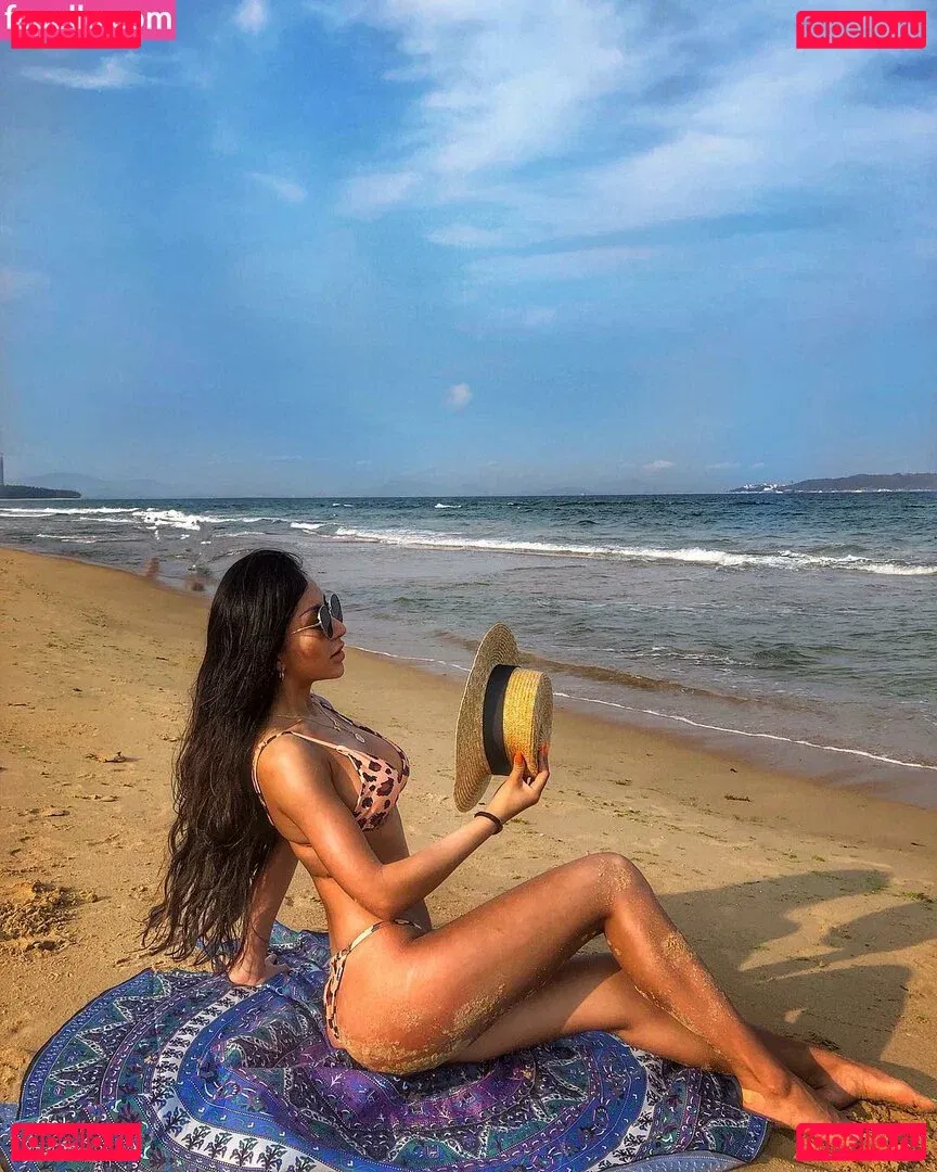 roselynelq Onlyfans Photo Gallery 