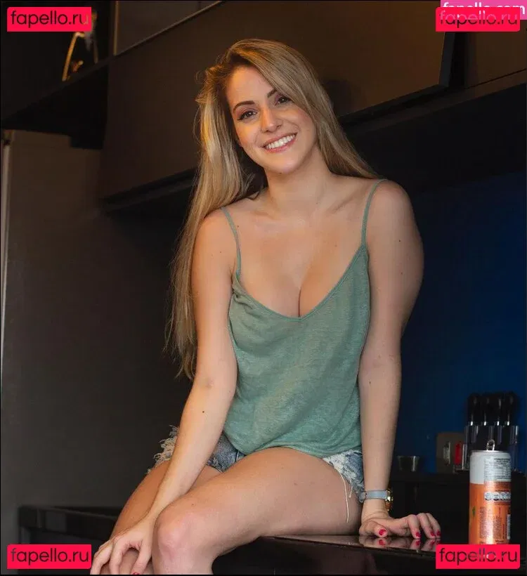 bianquinha182 Onlyfans Photo Gallery 