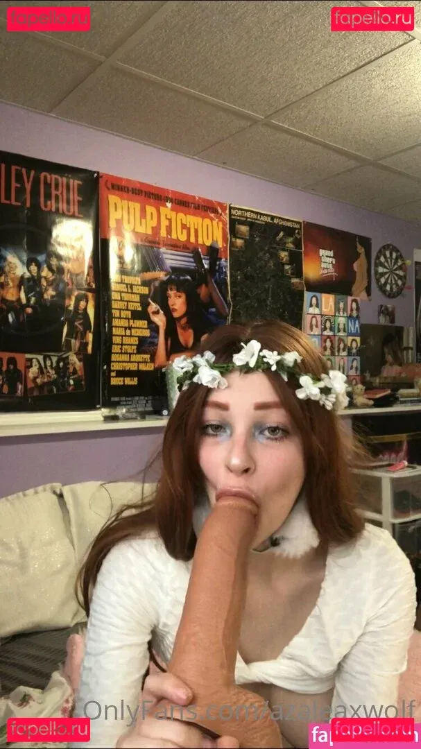 Azaleaxwolf Onlyfans Photo Gallery 