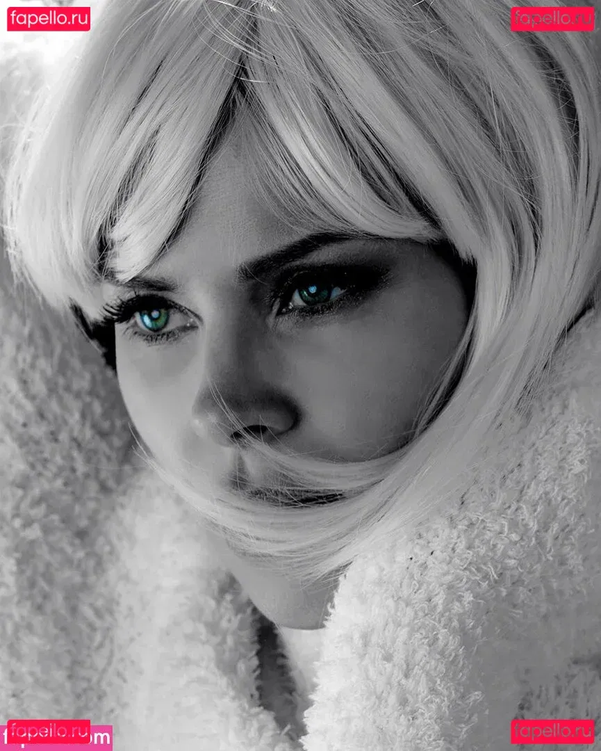 Anita Briem Onlyfans Photo Gallery 