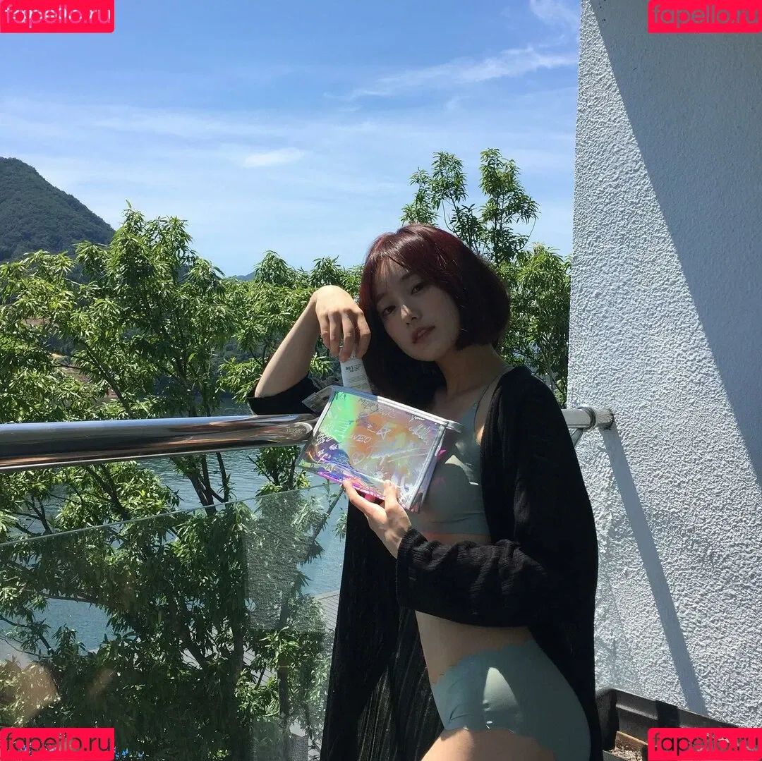 qls1226 Onlyfans Photo Gallery 