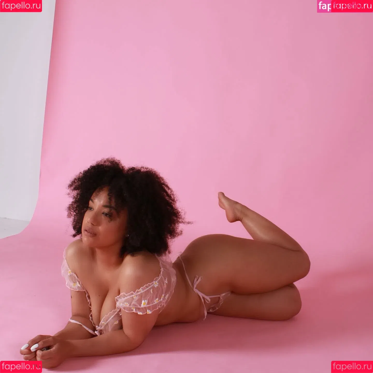 Feelinfree Onlyfans Photo Gallery 