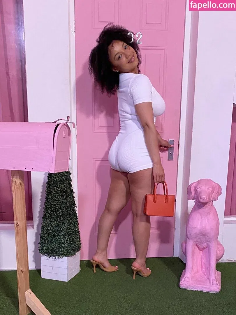 Feelinfree Onlyfans Photo Gallery 