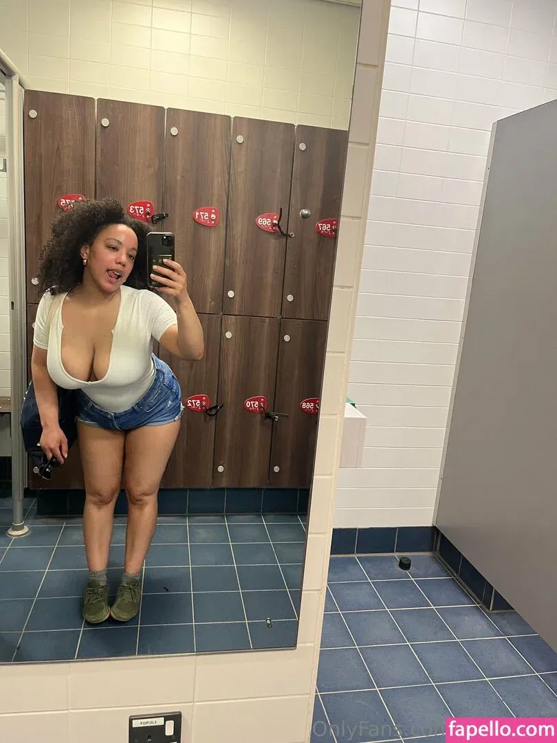 Feelinfree Onlyfans Photo Gallery 