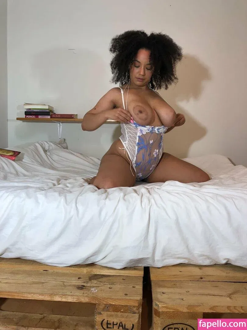 Feelinfree Onlyfans Photo Gallery 