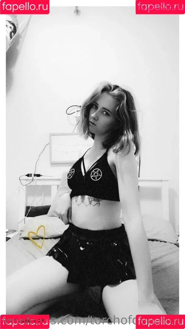 torchofdefiance Onlyfans Photo Gallery 