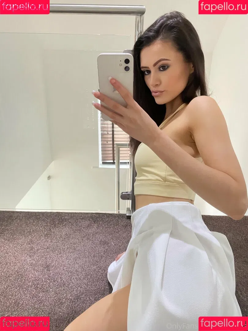 aammeezz Onlyfans Photo Gallery 