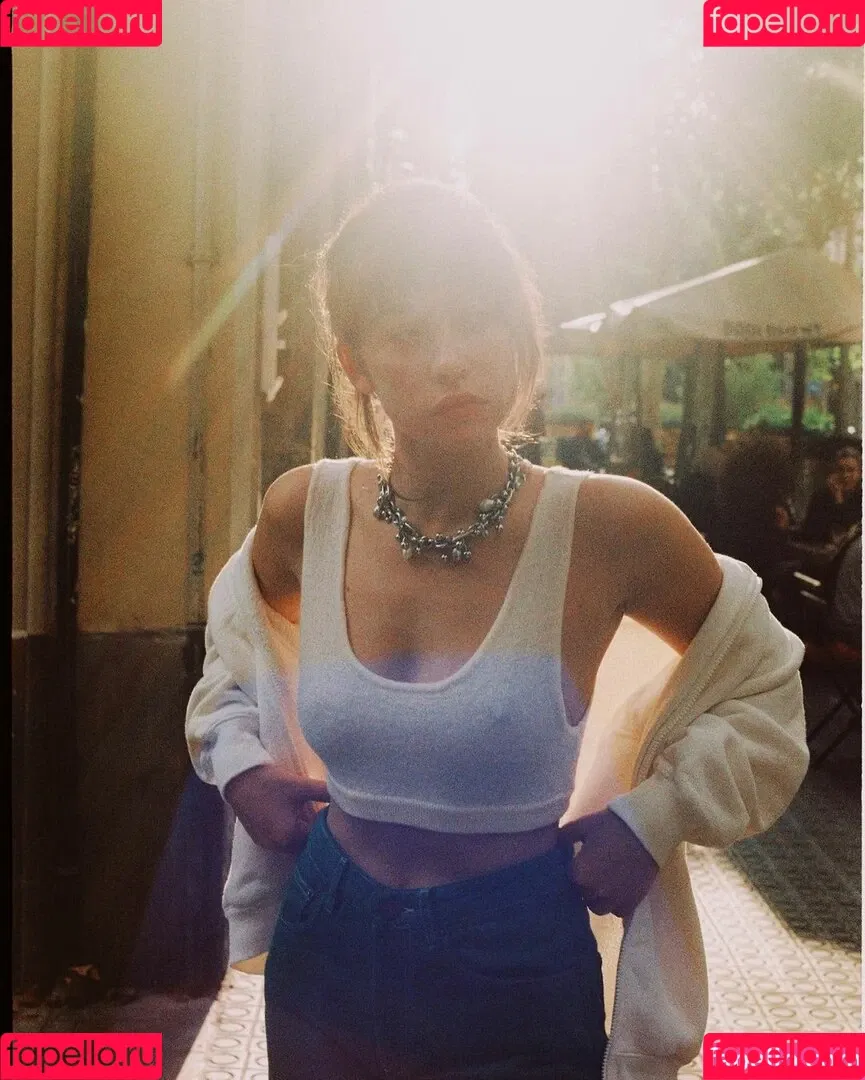 Greta Fernández Onlyfans Photo Gallery 