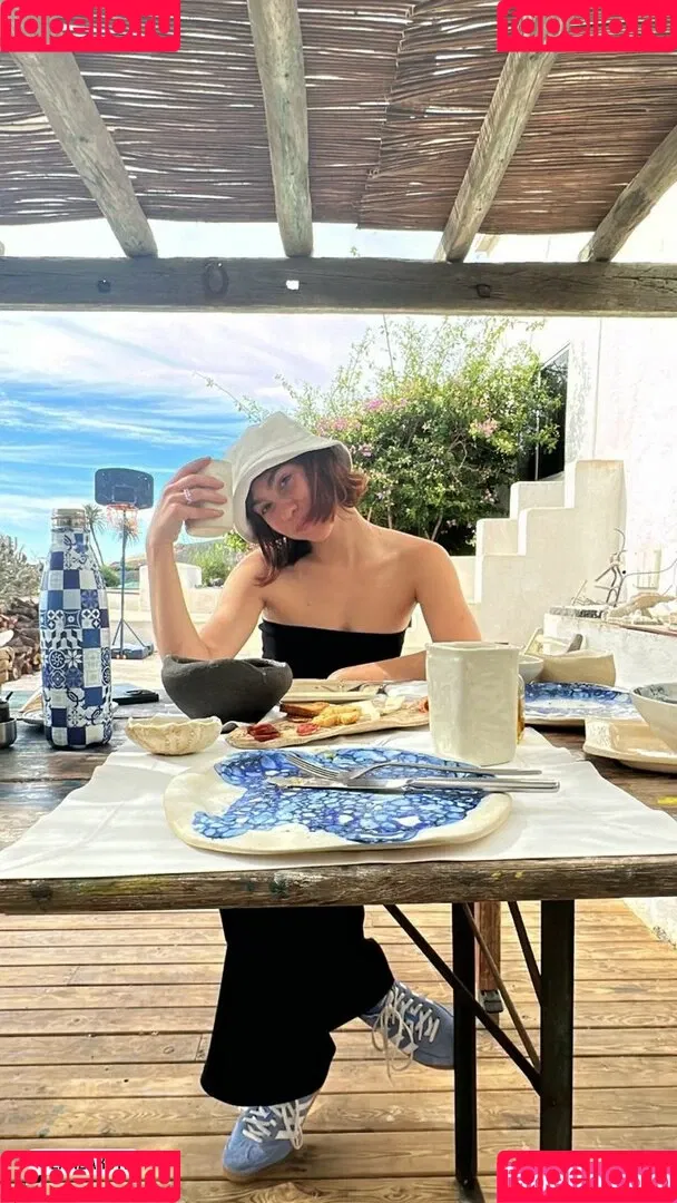 Greta Fernández Onlyfans Photo Gallery 