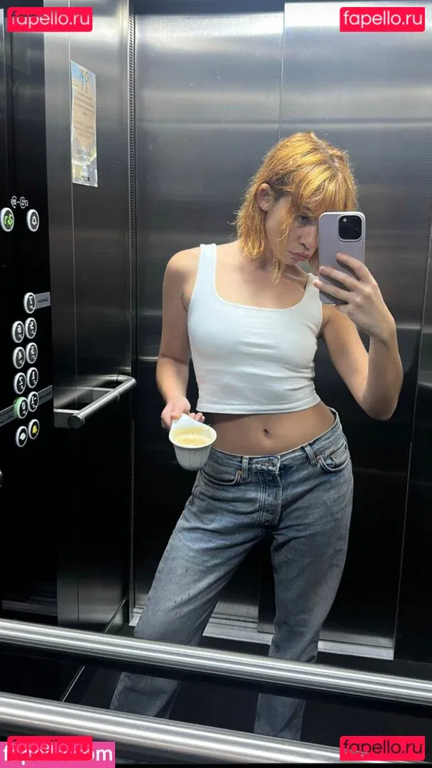 Greta Fernández Onlyfans Photo Gallery 