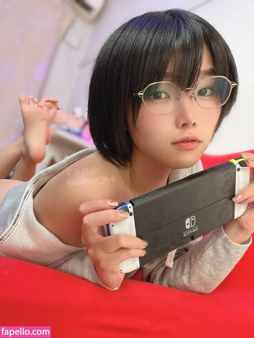 sumire_live Onlyfans Photo Gallery 