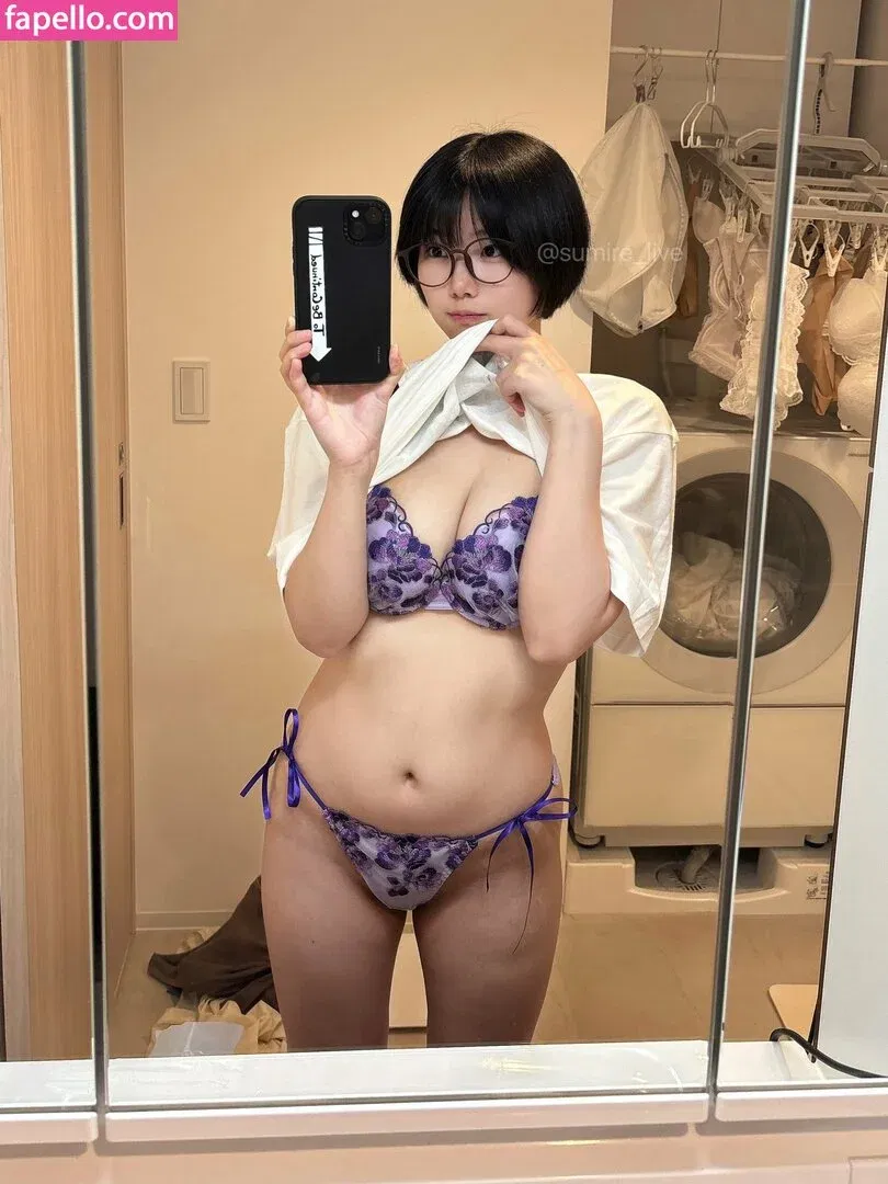sumire_live Onlyfans Photo Gallery 