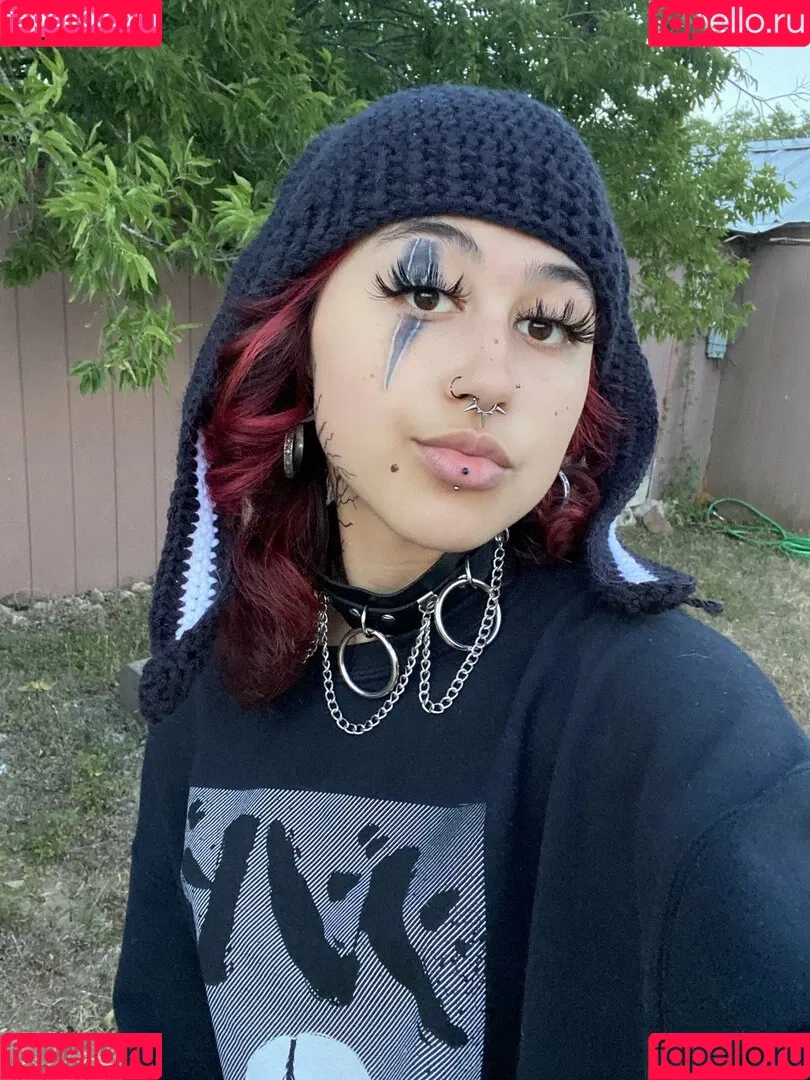 Suedmza Onlyfans Photo Gallery 