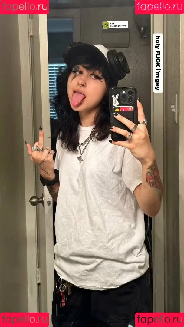 Suedmza Onlyfans Photo Gallery 