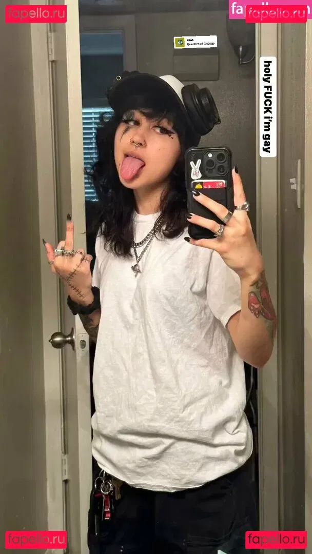 Suedmza Onlyfans Photo Gallery 