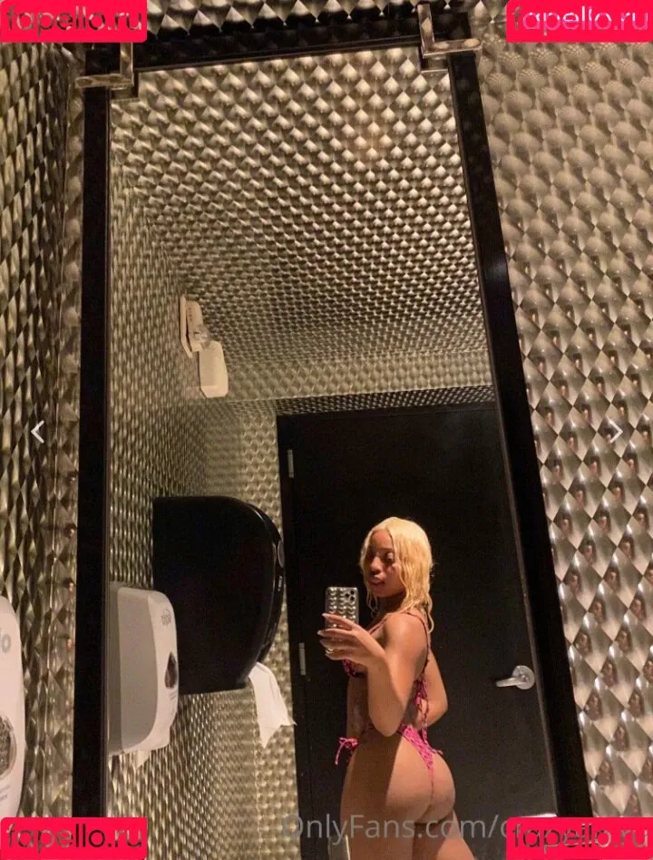 Crazyaniya Onlyfans Photo Gallery 