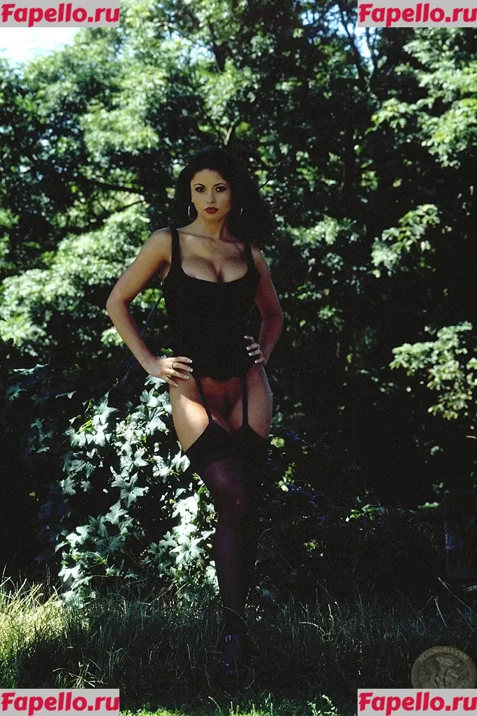 Veronica Zemanova Onlyfans Photo Gallery 