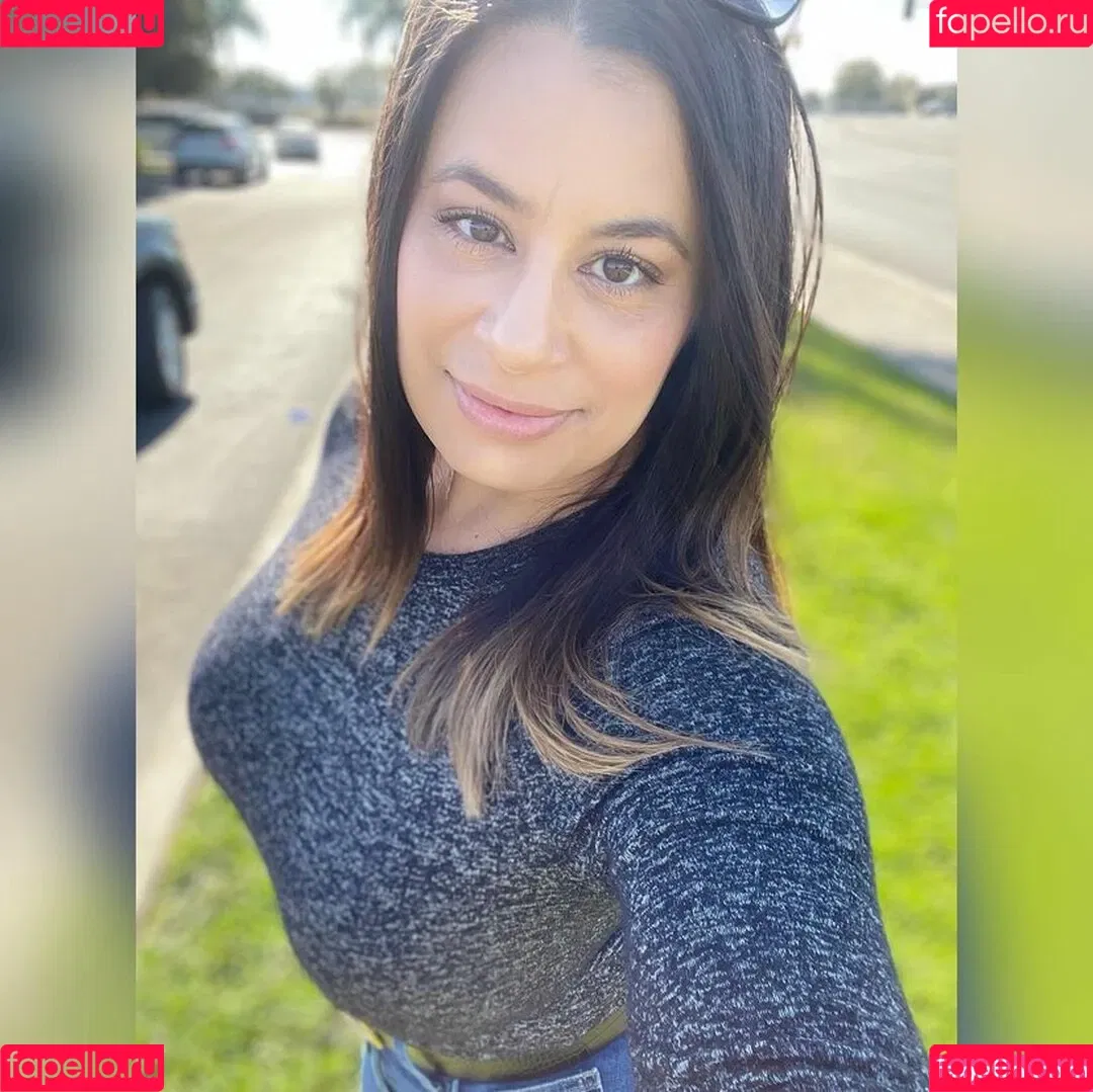 Cecilia Onlyfans Photo Gallery 