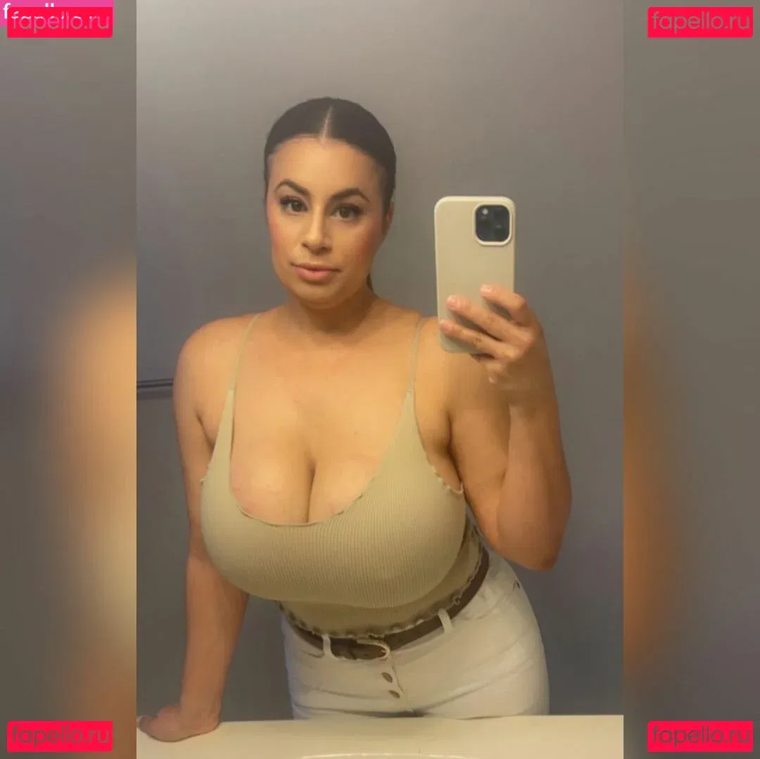 Cecilia Onlyfans Photo Gallery 